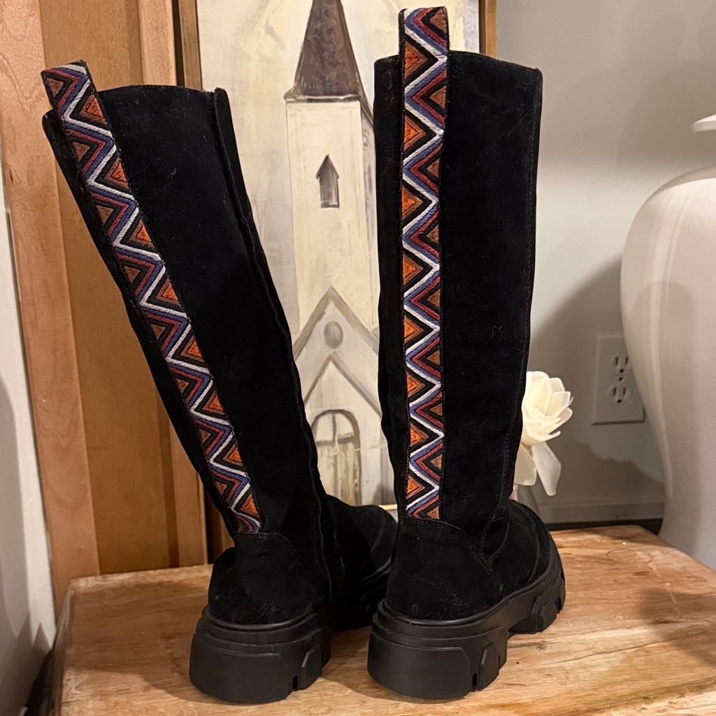 Farm Rio Black Boots With Multicolor Pattern